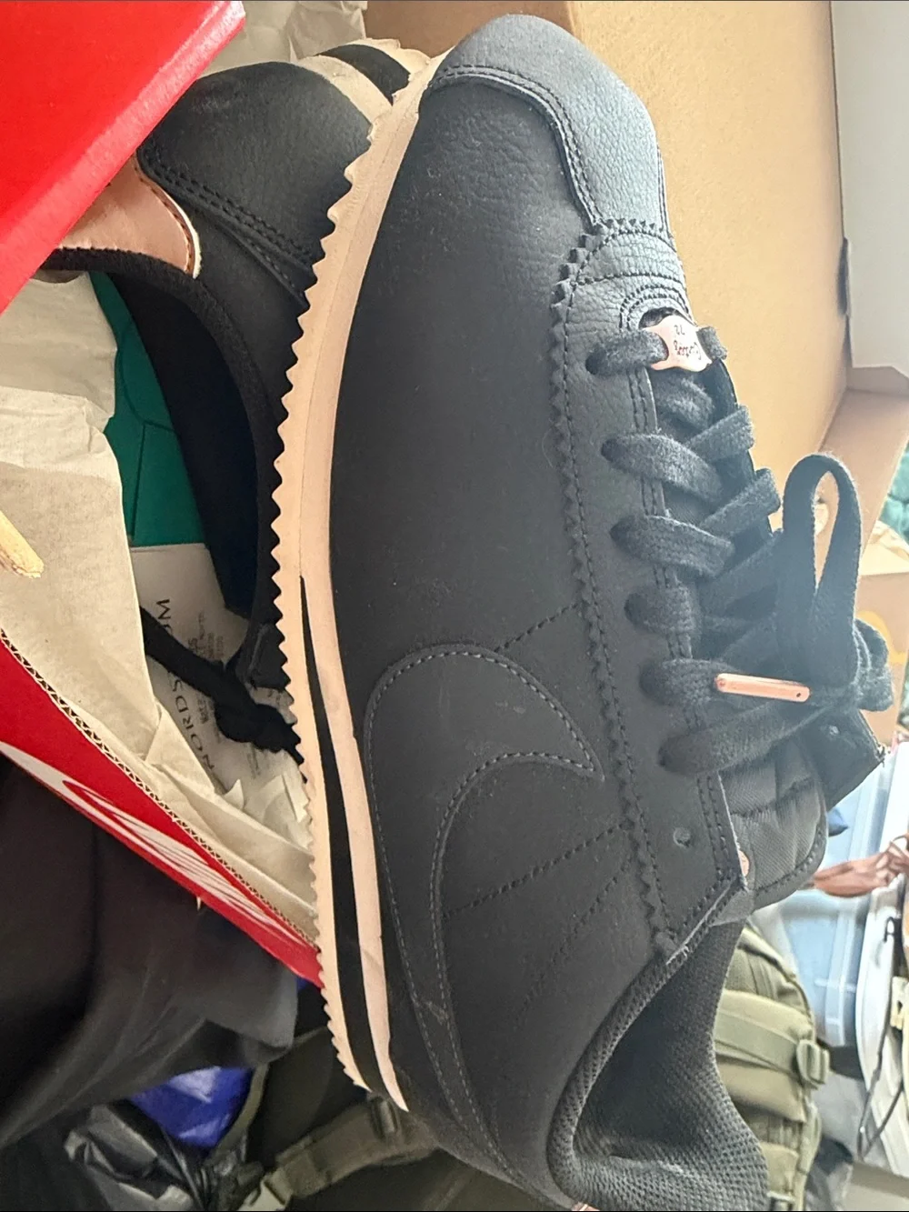 Nike low top
